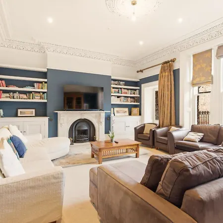 8 Portland Square - North East Escapes * Carlisle
