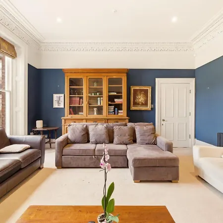 8 Portland Square - North East Escapes *