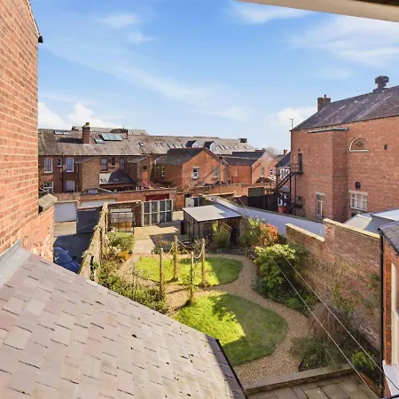 8 Portland Square - North East Escapes *